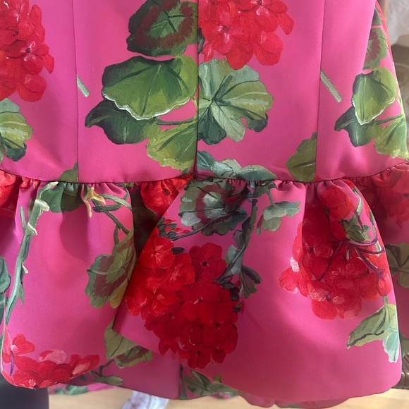 Oscar de la Renta
Strapless Geranium-Print Faille Peplum Trumpet Gown - Picture 7 of 10